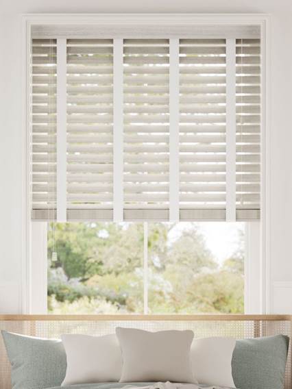 PVC Bianco Granito e Gesso Veneziane in legno  anteprima immagine