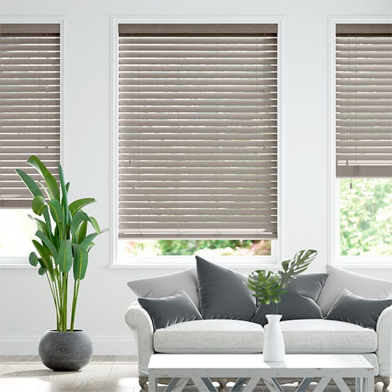 Veneziana in legno Cosmopolitan Grigio Soft