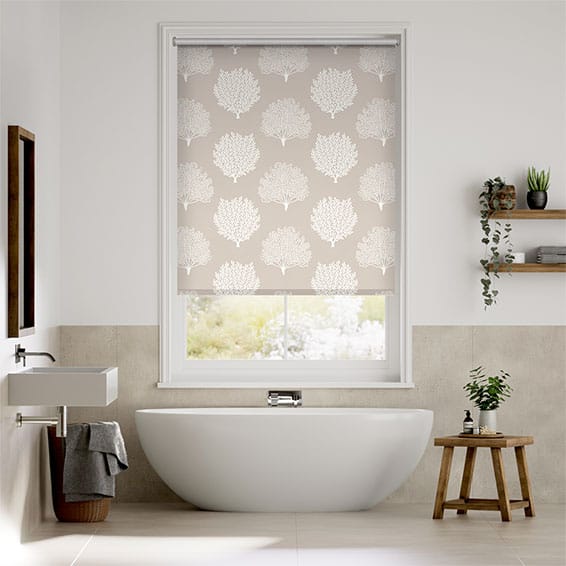 https://www.tendetuiss.it/content/product-images/splash-coraline-stone-36-roller-blind-1.jpg