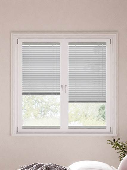A Vetro Facile Atelier Grigio Nebbia A Vetro Facile Veneziane in Alluminio anteprima immagine