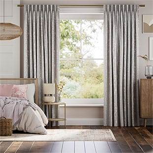 Regina di Cuori Tendaggi anteprima immagine